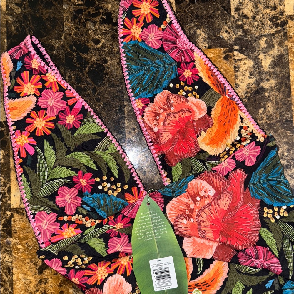 FARM RIO size L one piece swimsuit suit - Picture 11 of 12